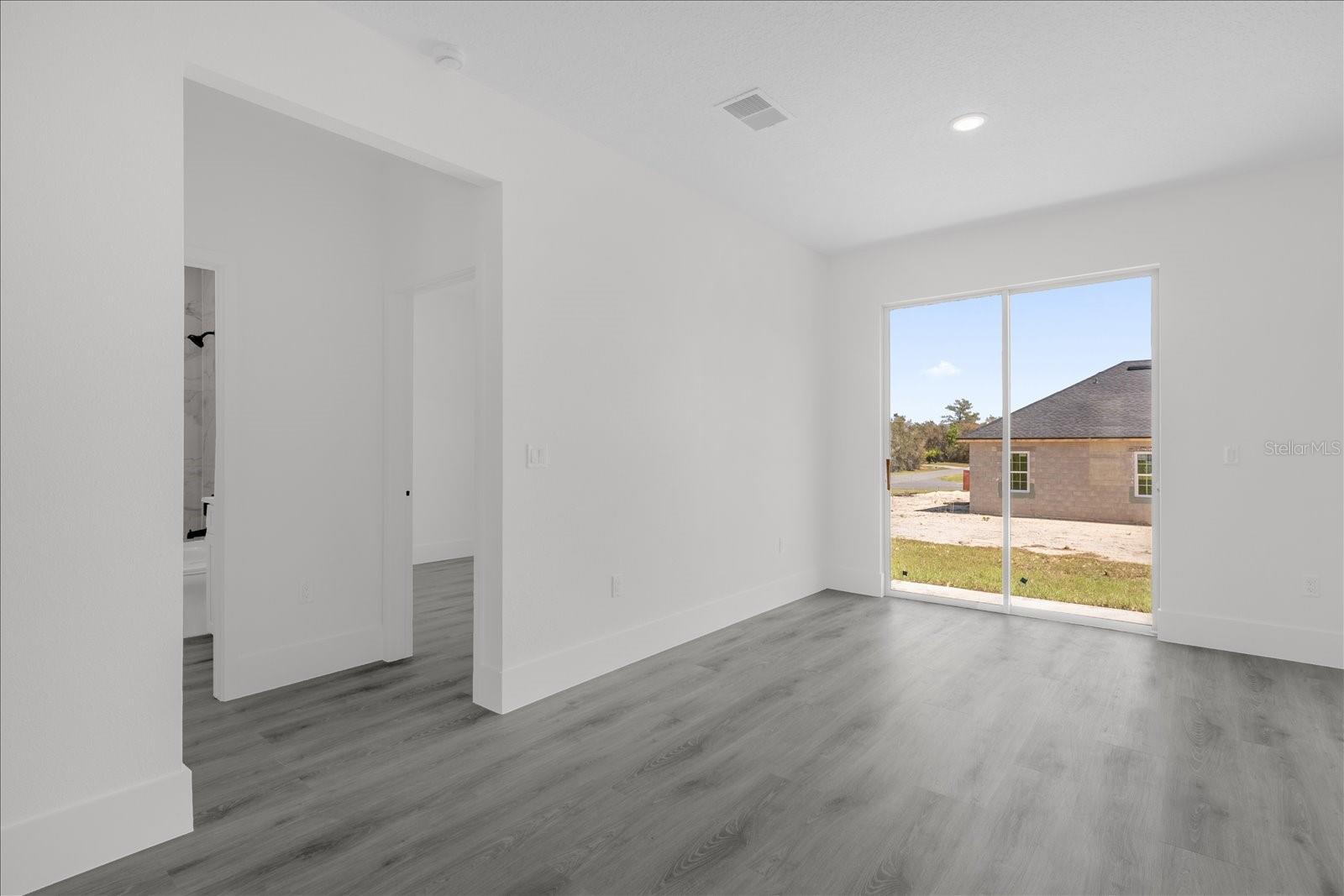 14889 Sw 24th Cir Property Photo 9