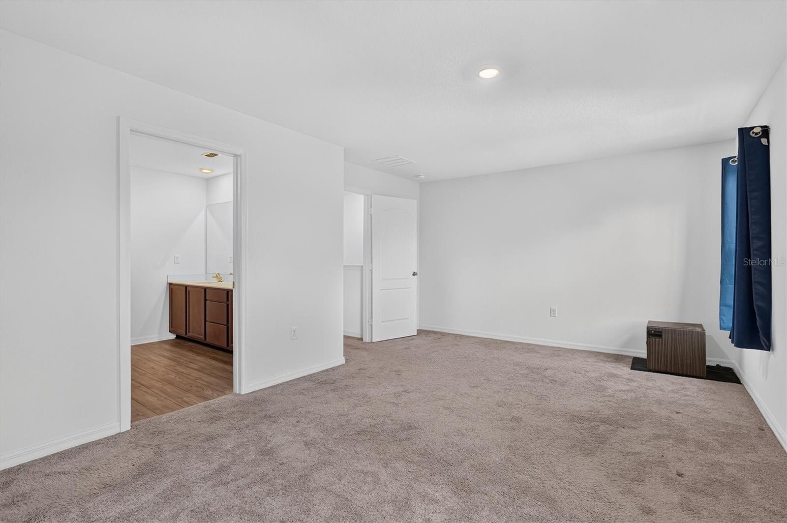 1556 Wynford Cir Property Photo 26