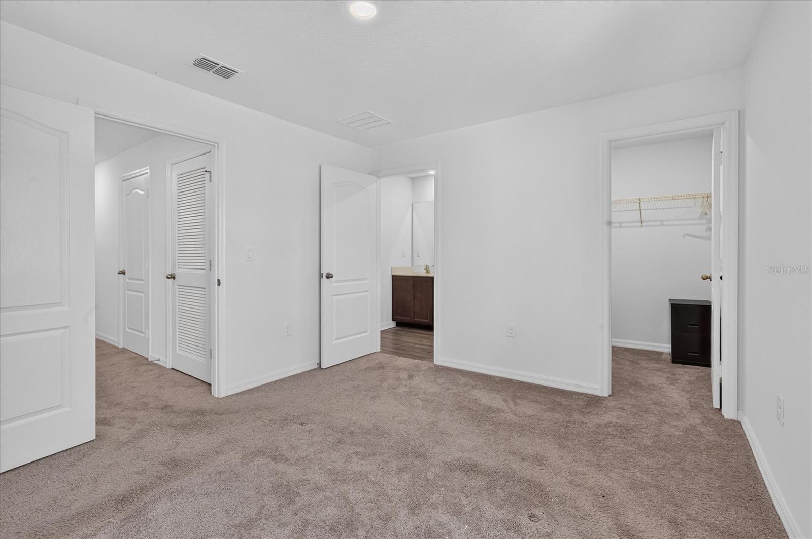 1556 Wynford Cir Property Photo 36