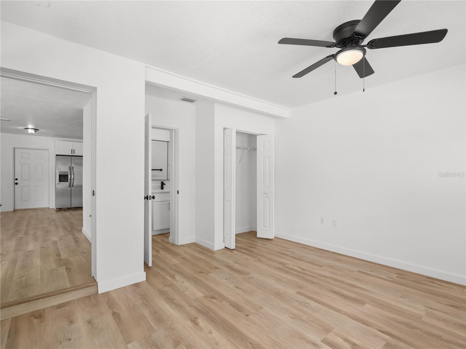 2181 Linden Rd Property Photo 20