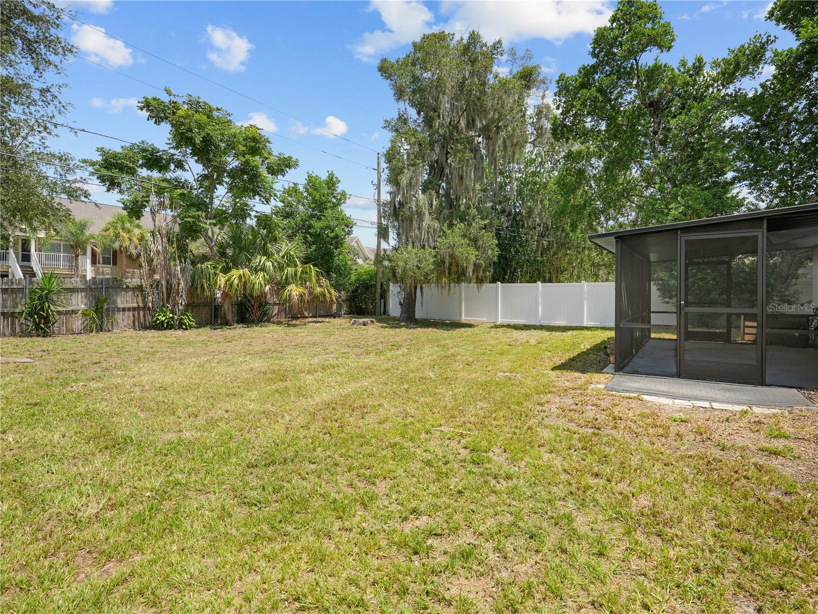 2181 Linden Rd Property Photo 28