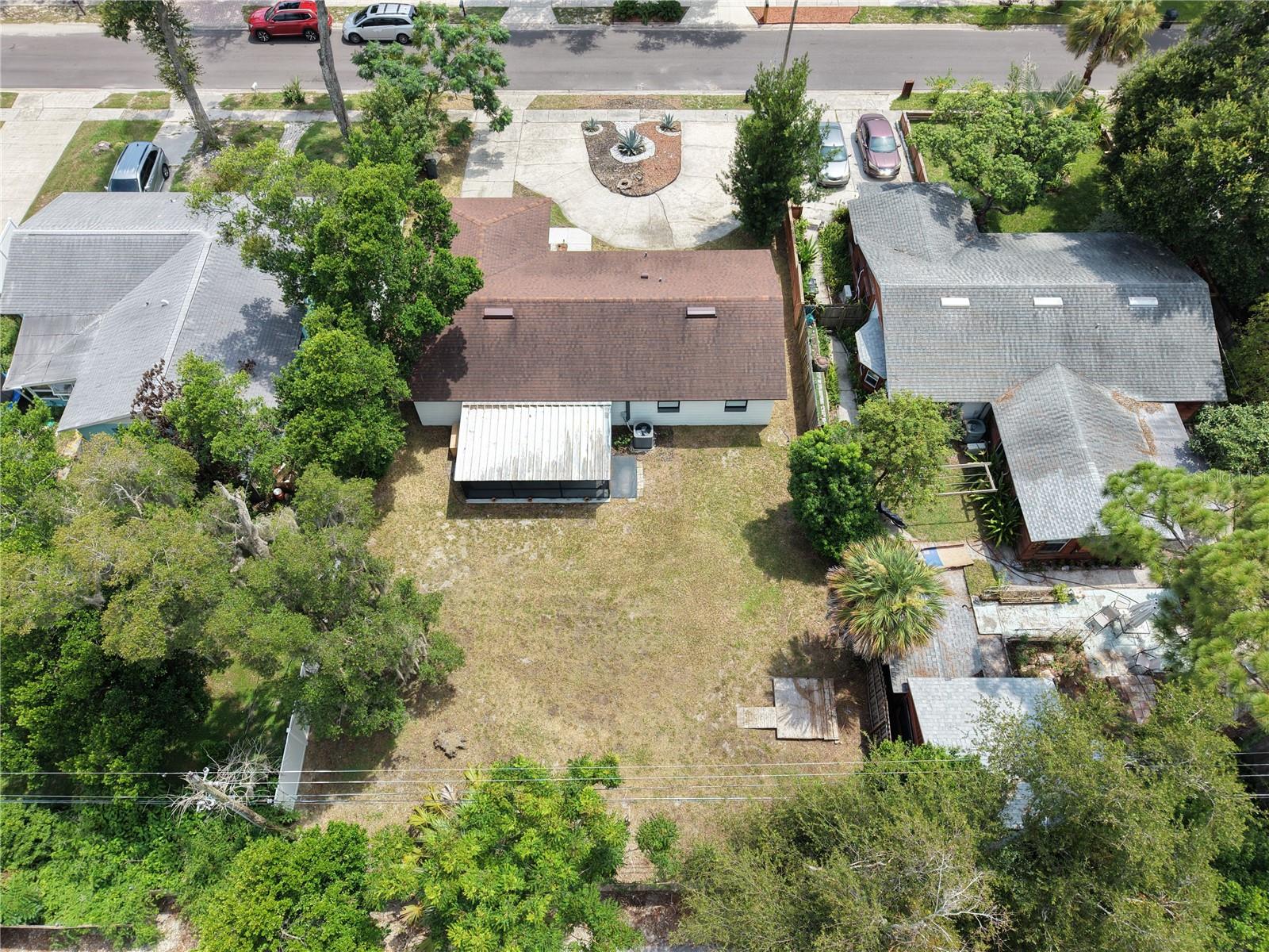 2181 Linden Rd Property Photo 37