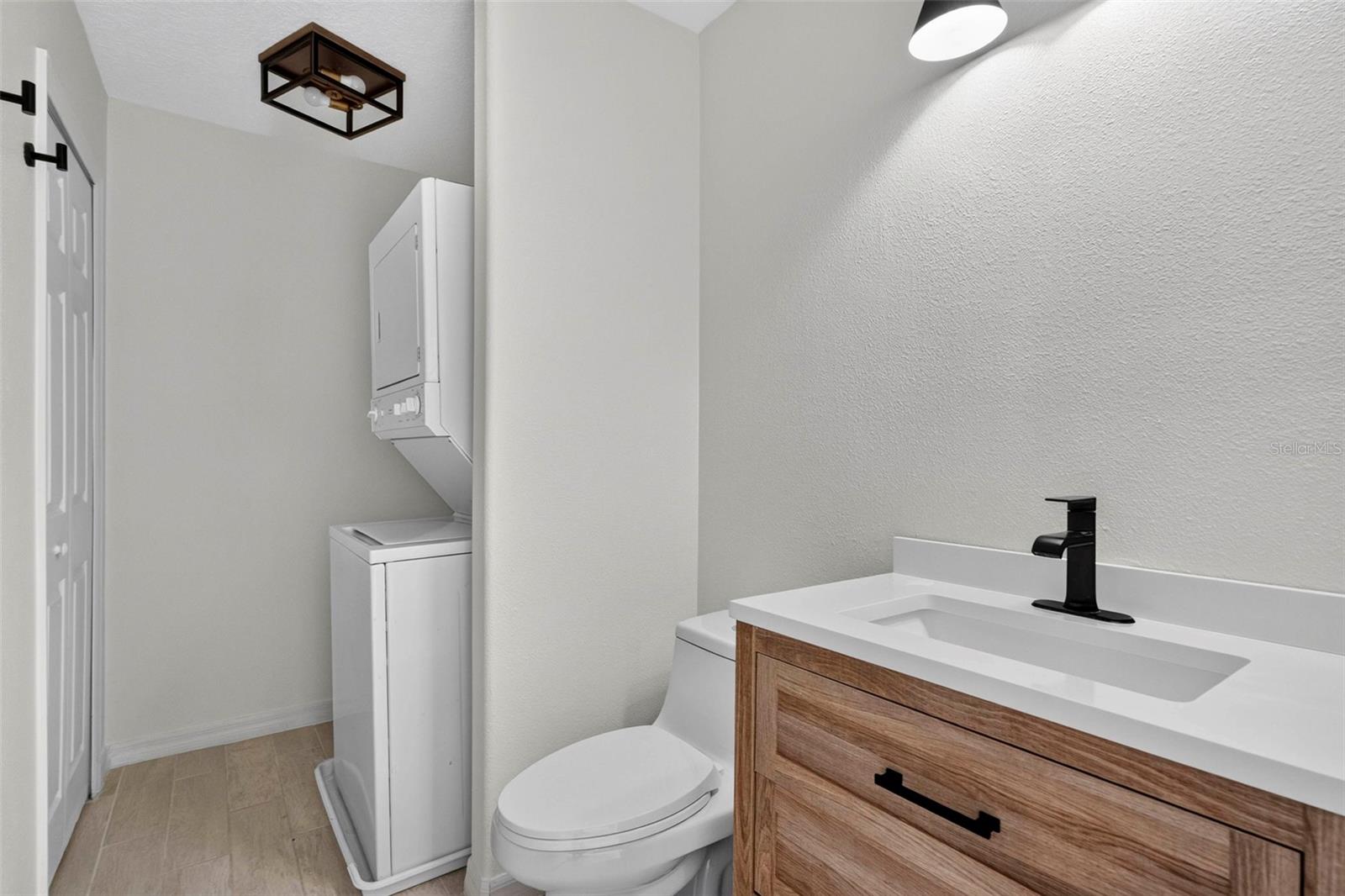 2074 Shaw Ln Property Photo 13