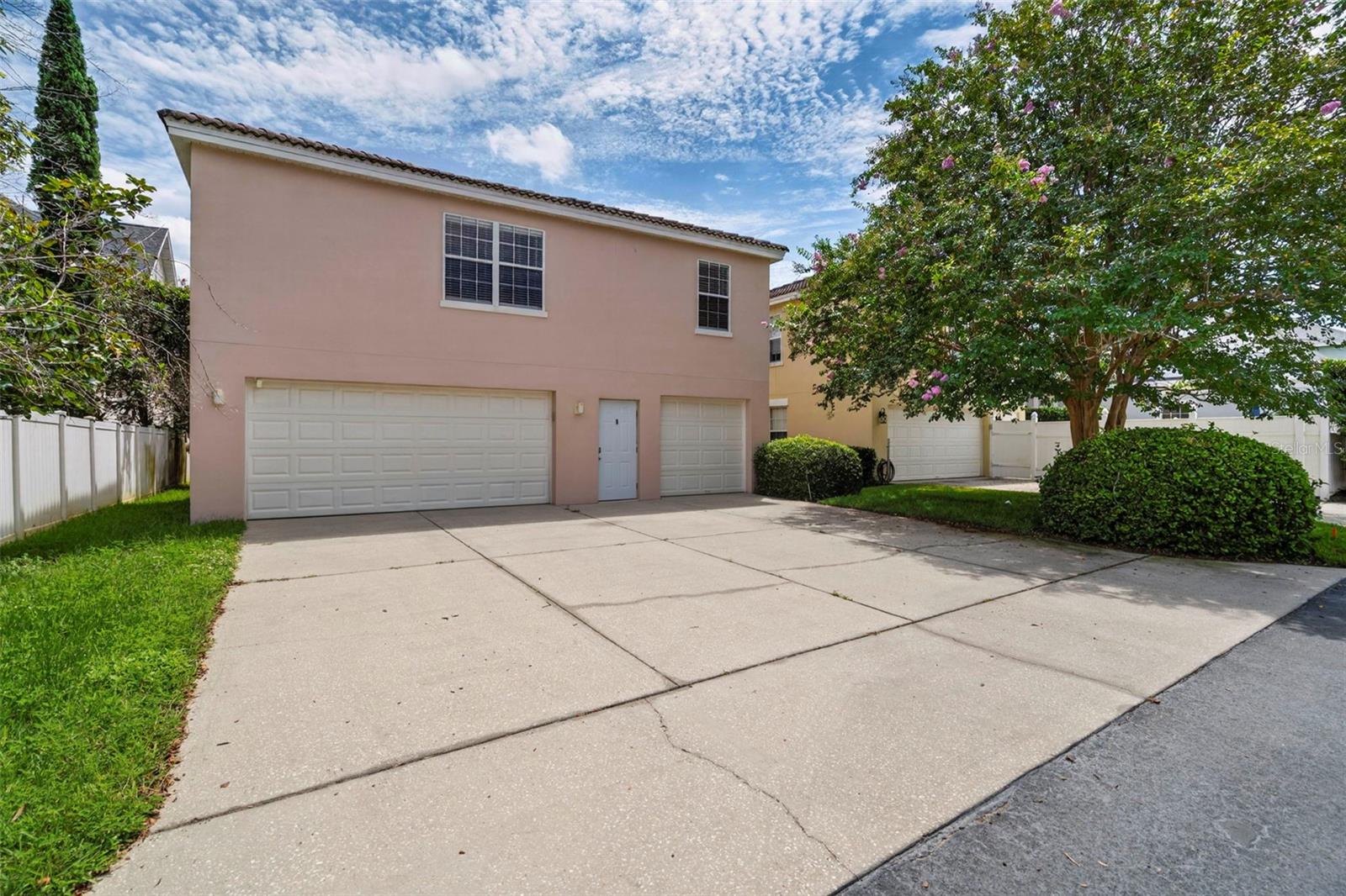 2074 Shaw Ln Property Photo 21