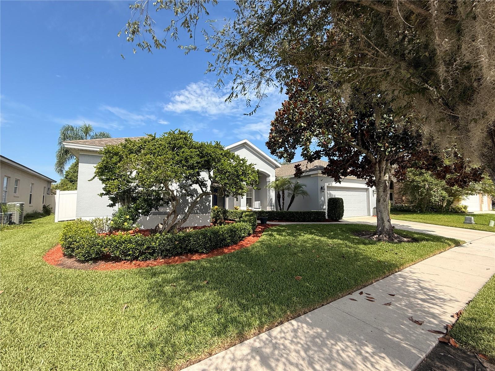 14112 Islamorada Dr Property Photo 2