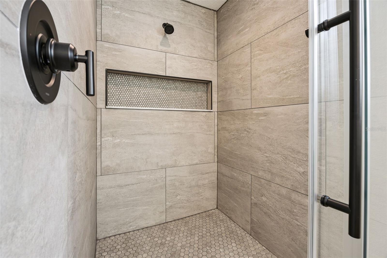 87 W Muriel St Property Photo 22