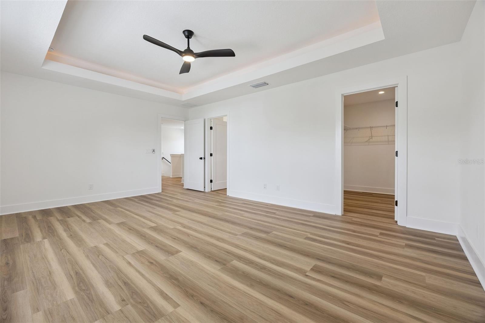 2119 W Lucerne Ter Property Photo 15