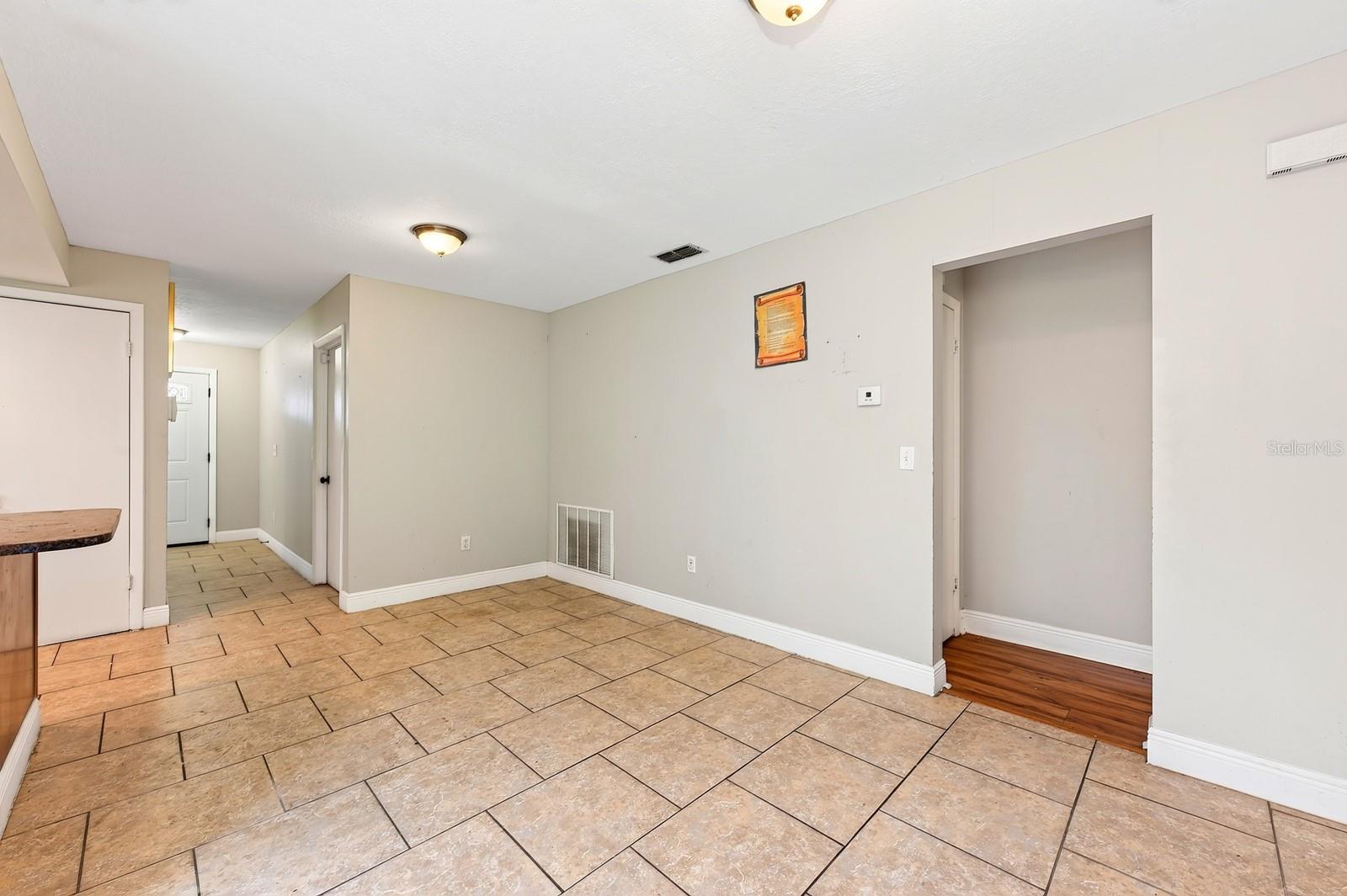 6045 Wedgewood Cir Property Photo 11