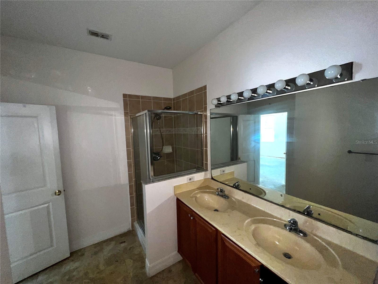 454 Janice Kay Pl Property Photo 13