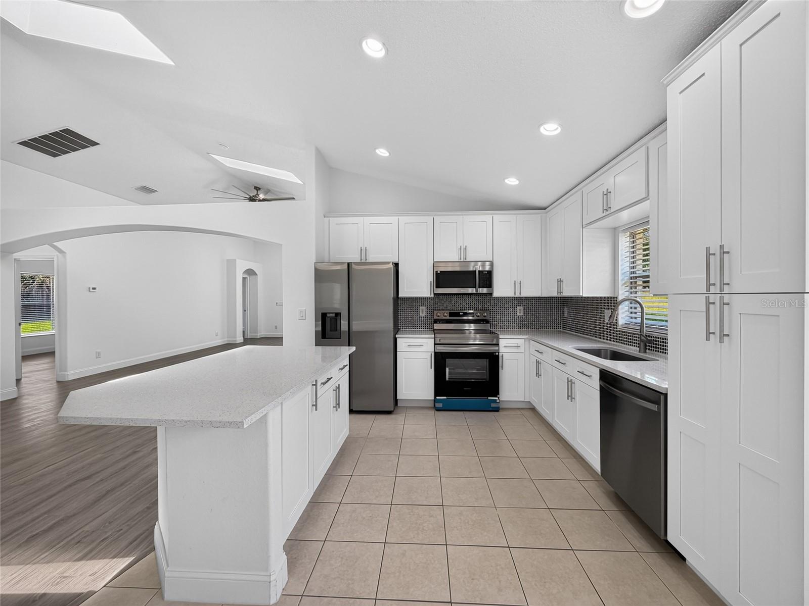 15943 Heron Hill St Property Photo 13
