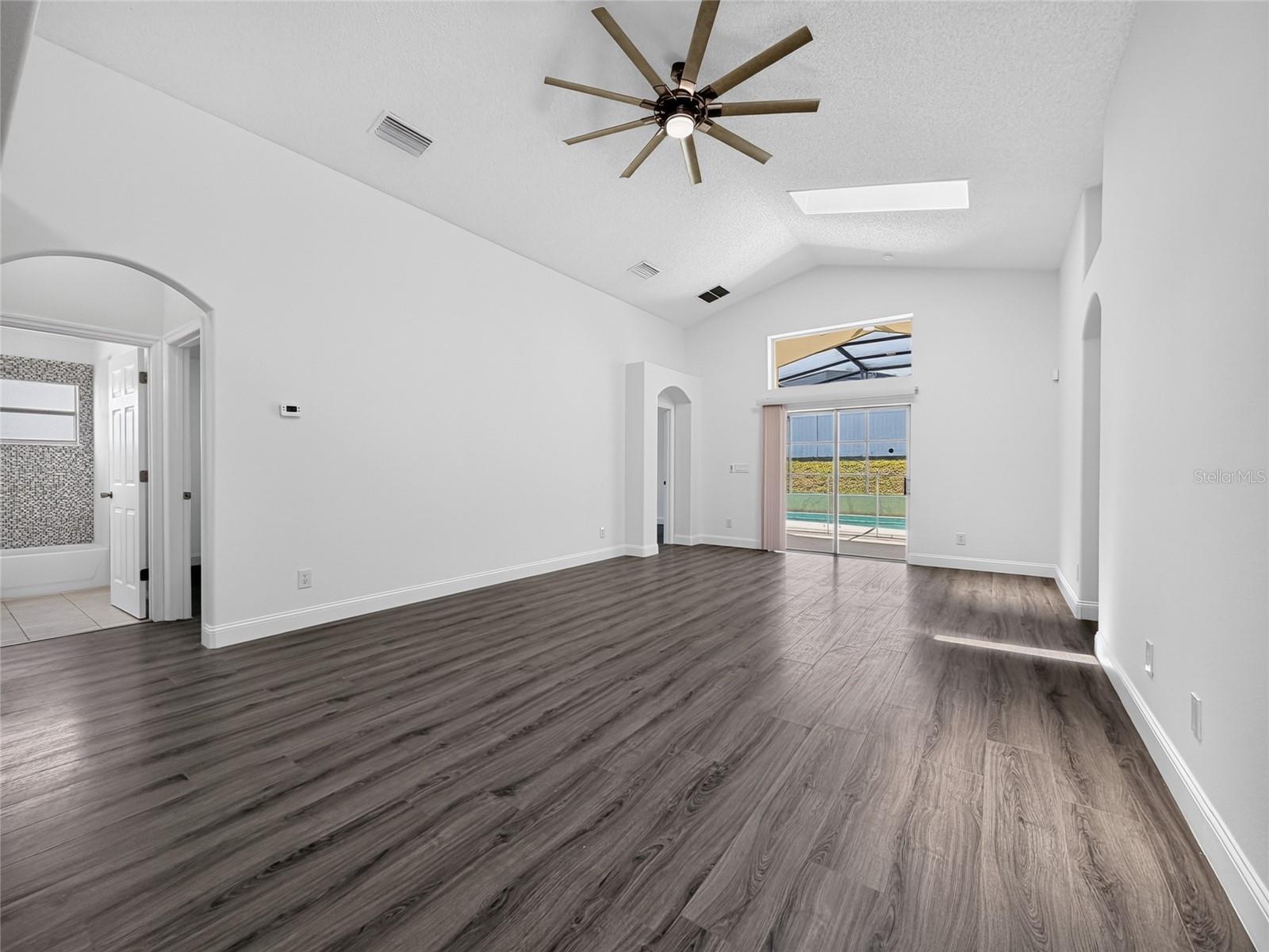 15943 Heron Hill St Property Photo 16