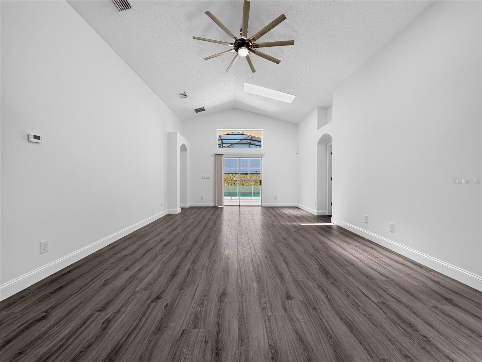 15943 Heron Hill St Property Photo 17