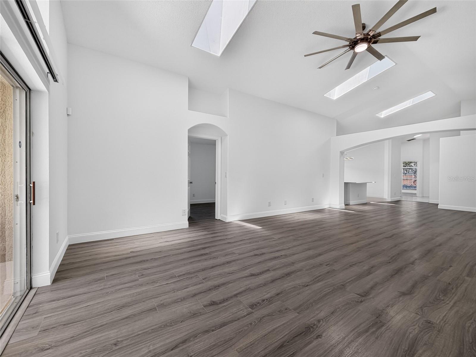 15943 Heron Hill St Property Photo 18