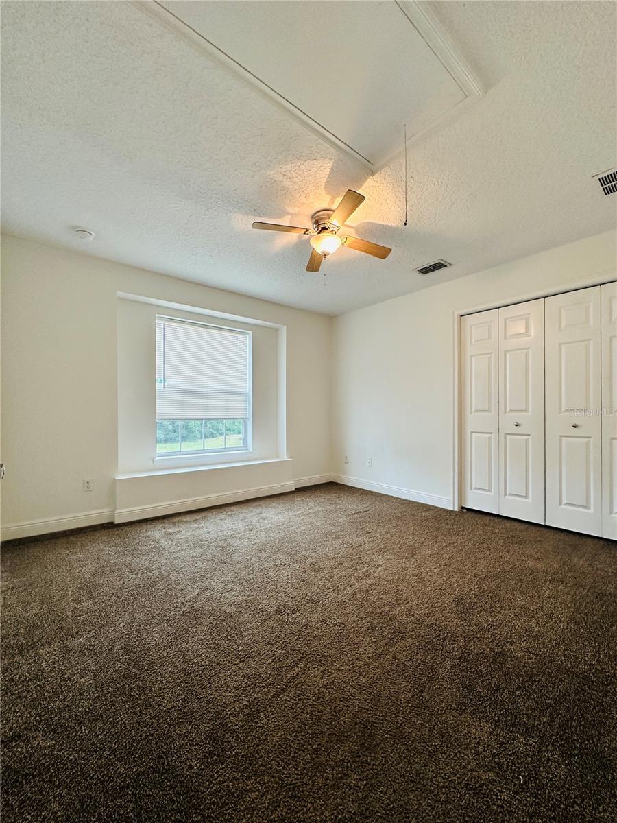438 Palm Dr Property Photo 29