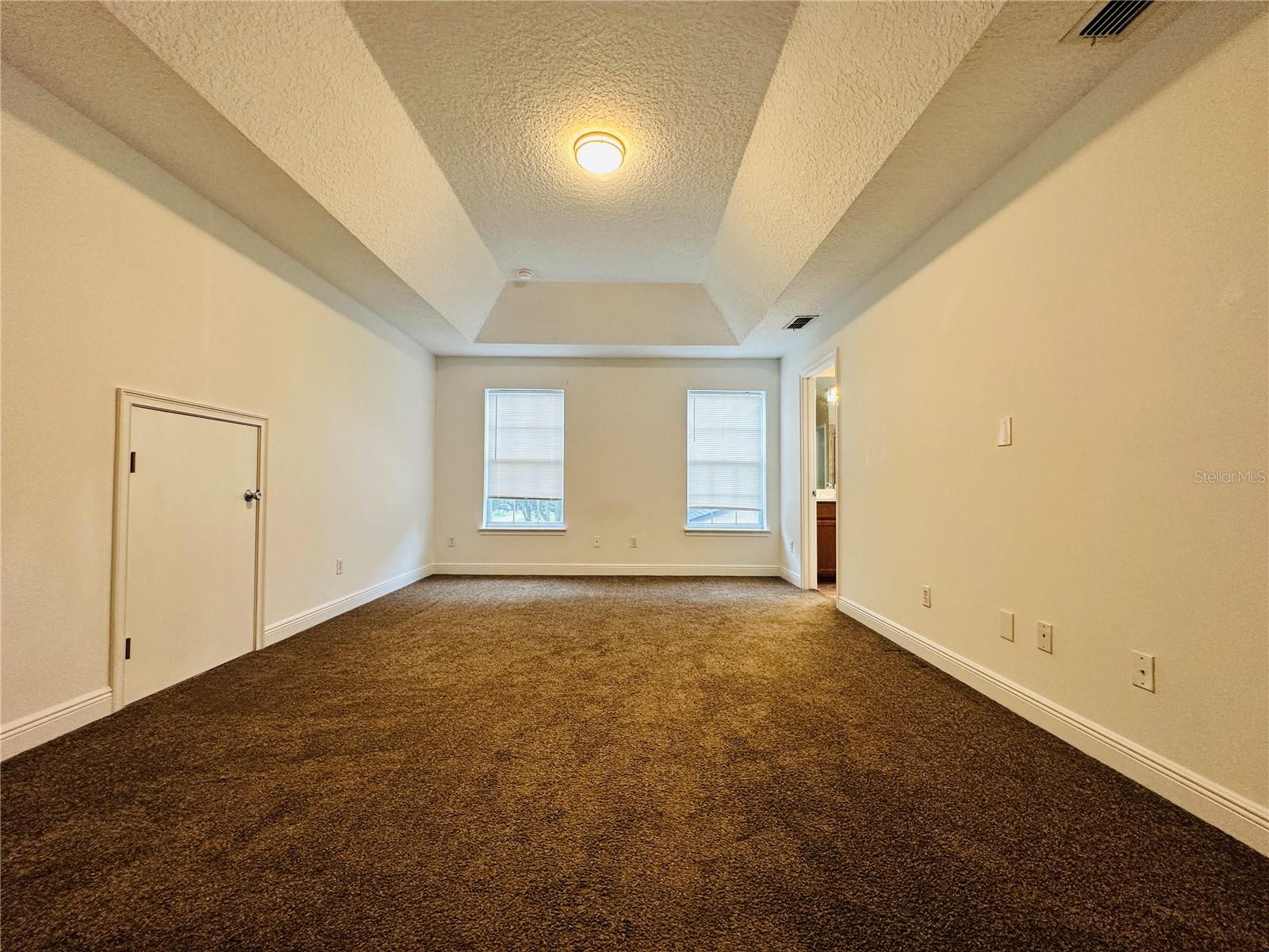 438 Palm Dr Property Photo 31