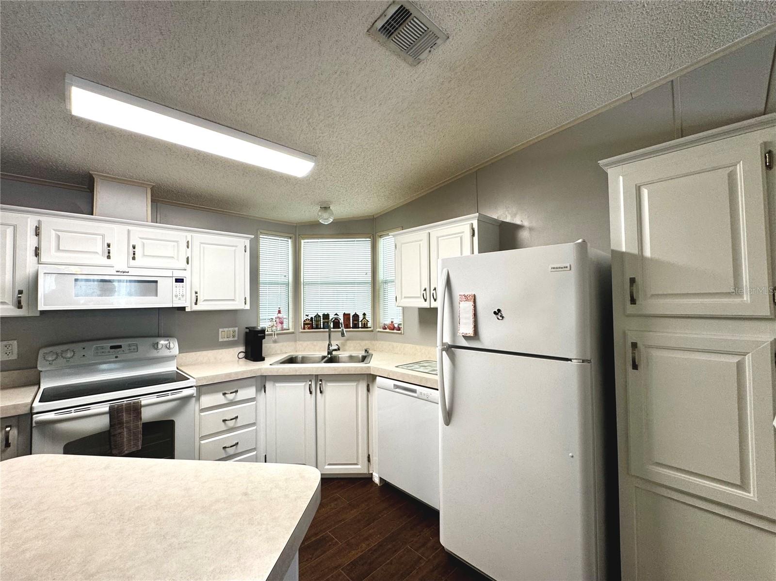 50989 Highway 27 #182 Property Photo 8