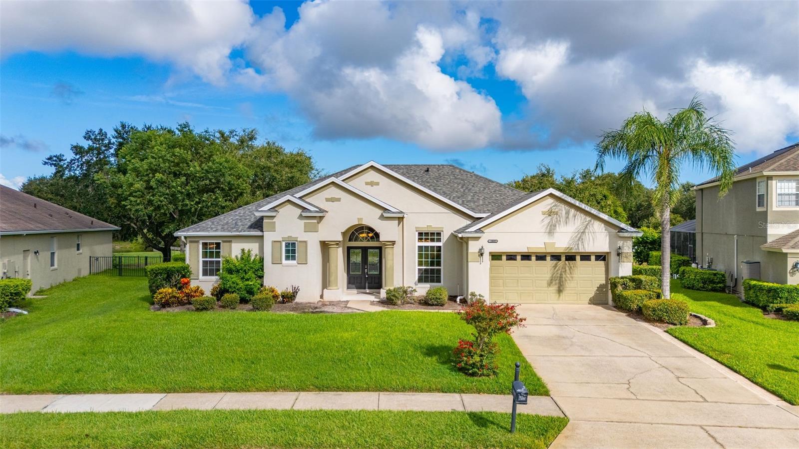 2039 Harbor Cove Way Property Photo 1