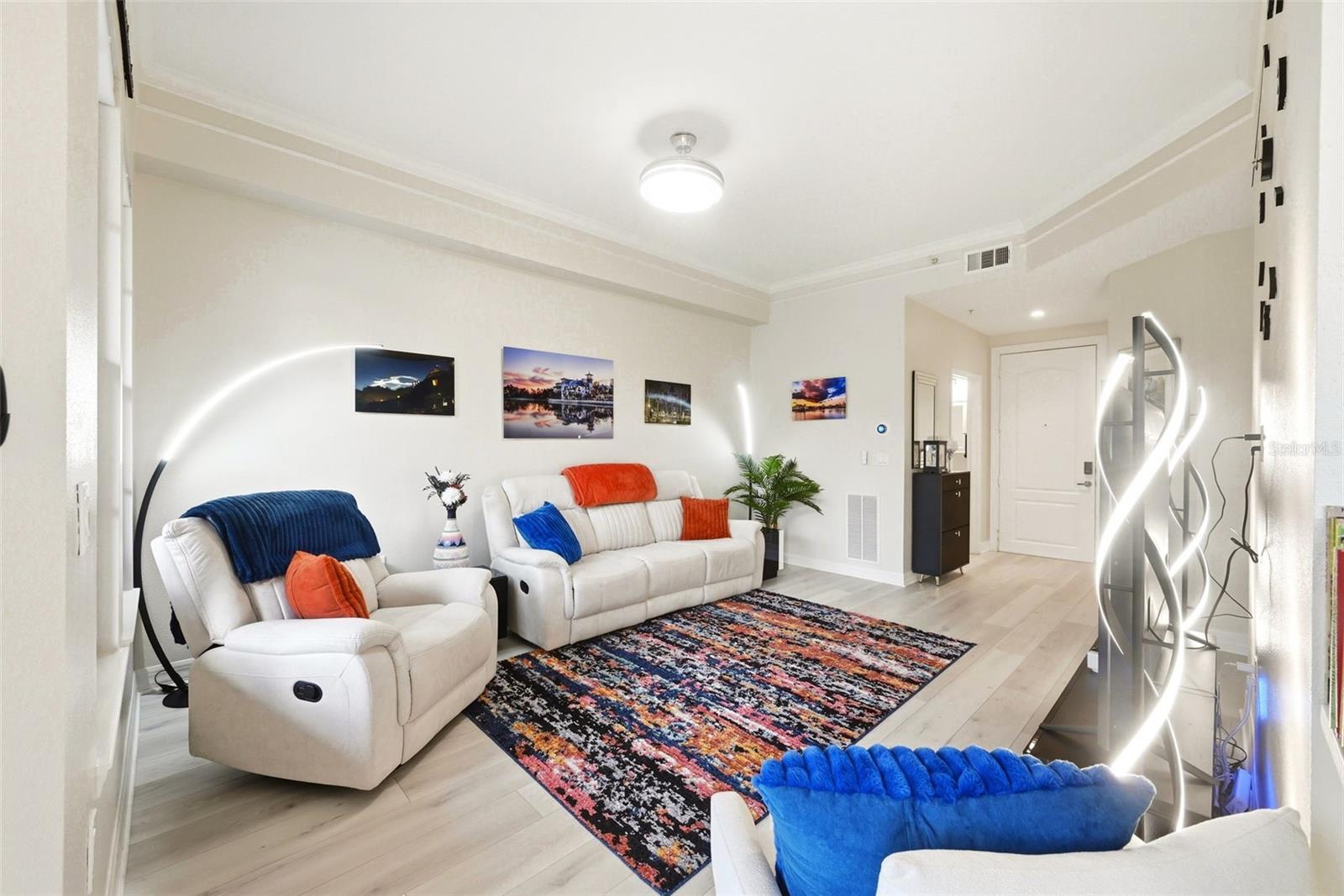 500 Mirasol Cir #205 Property Photo 8