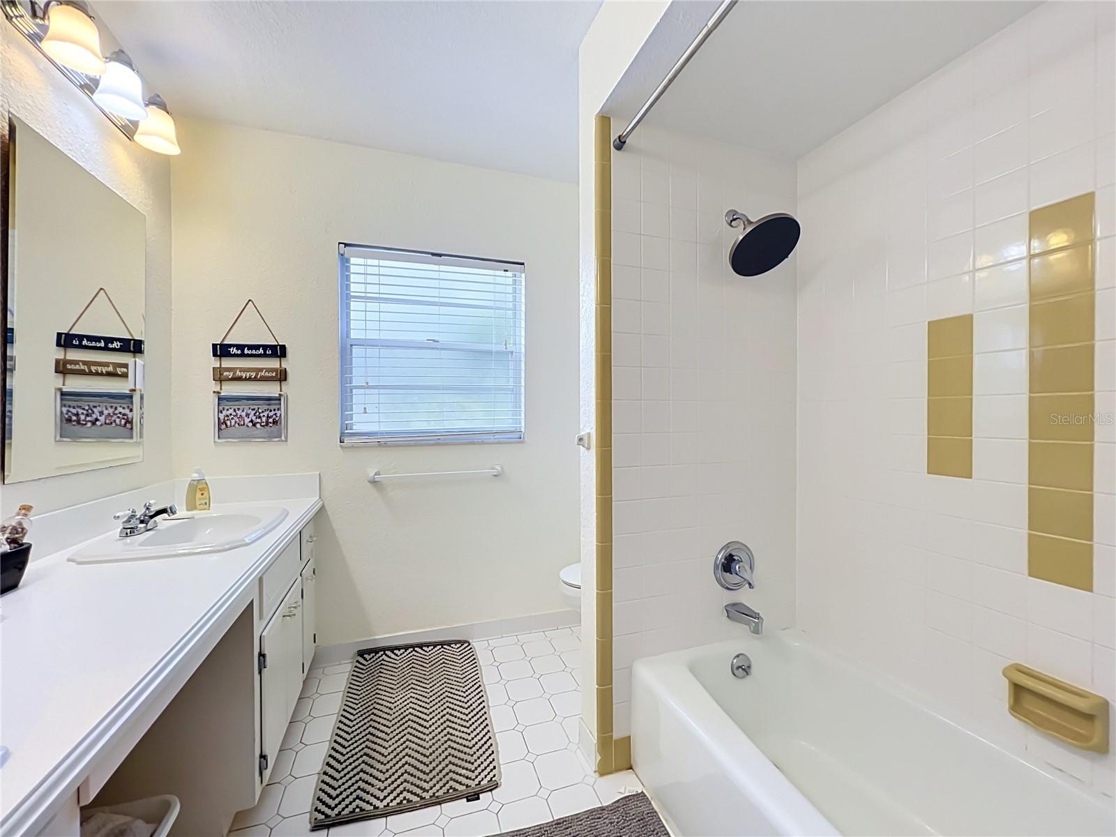 1319 Buckwood Dr Property Photo 21