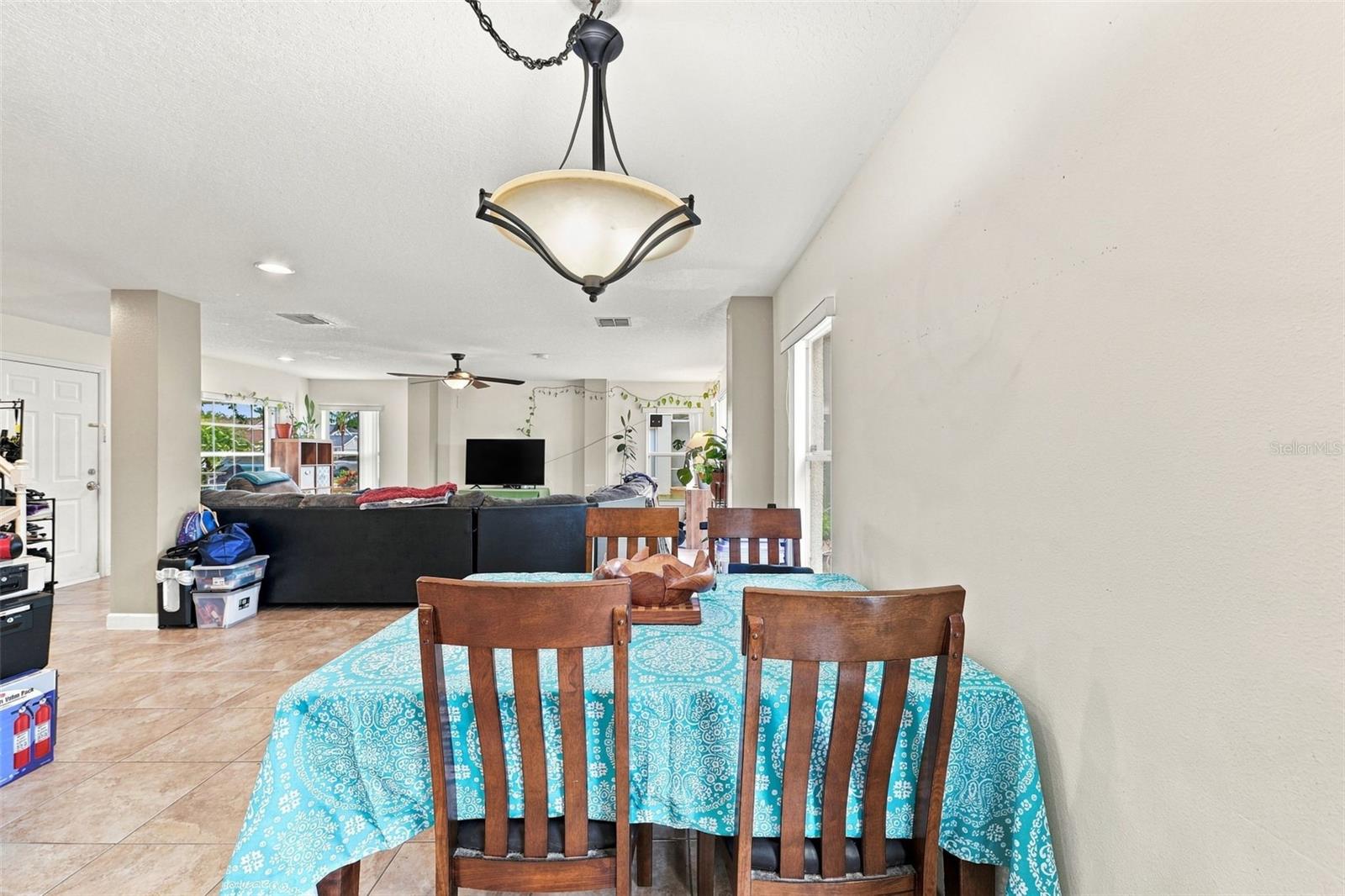 611 Abaco Ct Property Photo 5