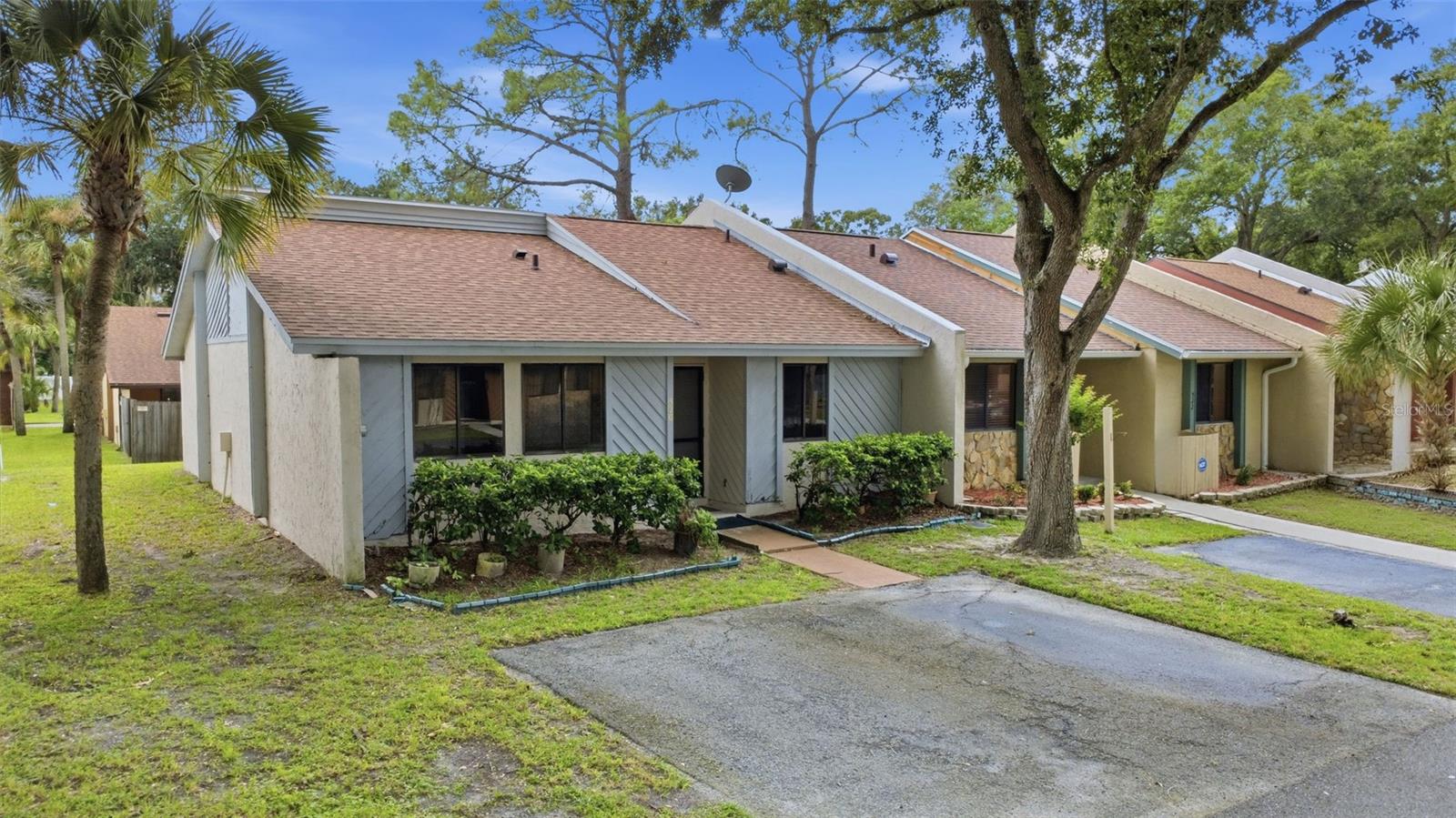 520 Mansfield Dr Property Photo 1