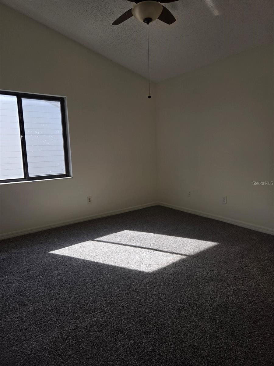 133 Crown Point Cir #133 Property Photo 12