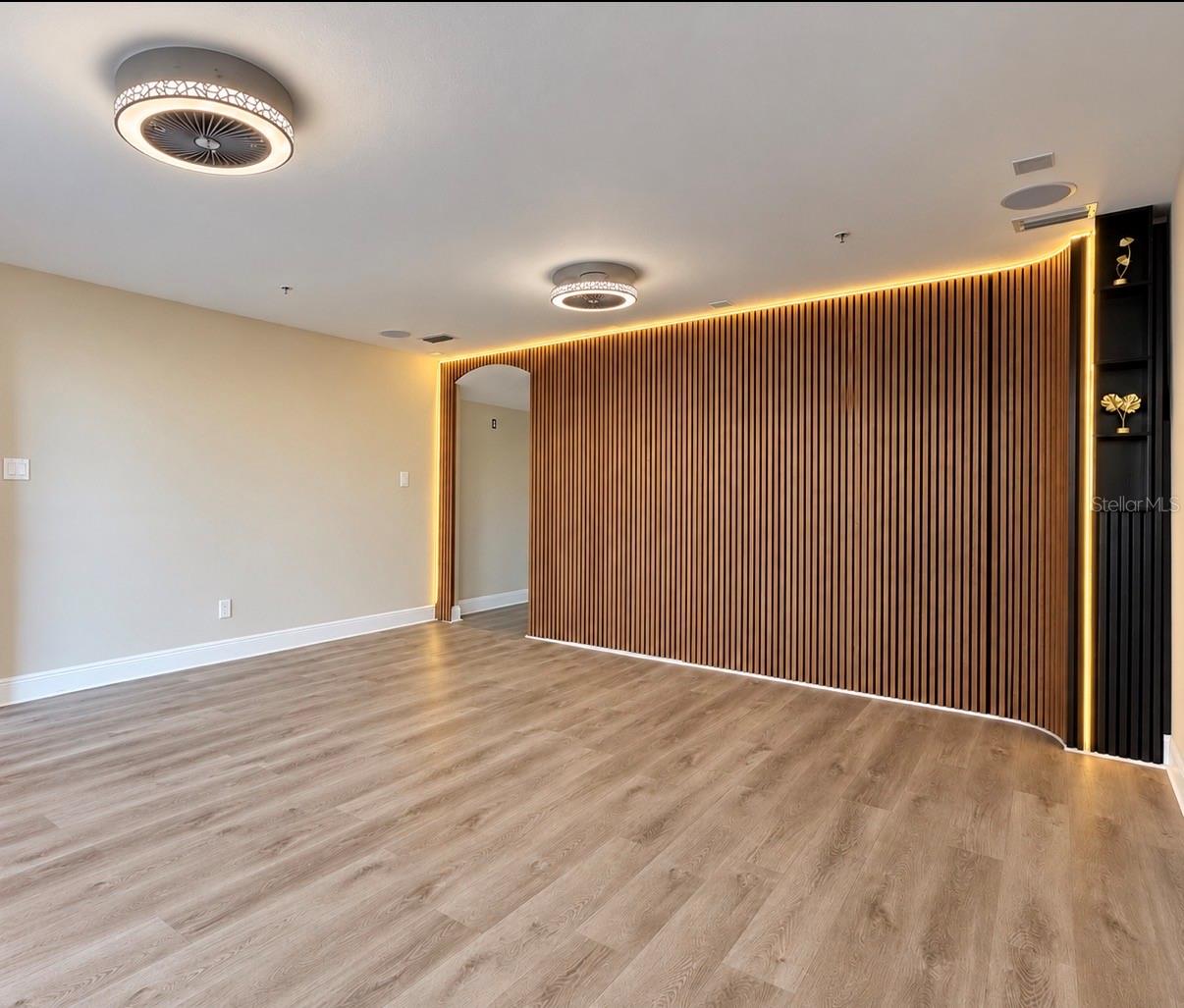 130 S Bumby Ave #unit A Property Photo 6