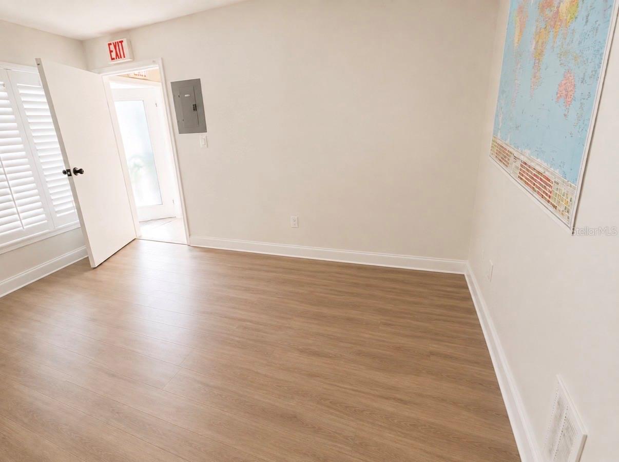 130 S Bumby Ave #unit A Property Photo 8