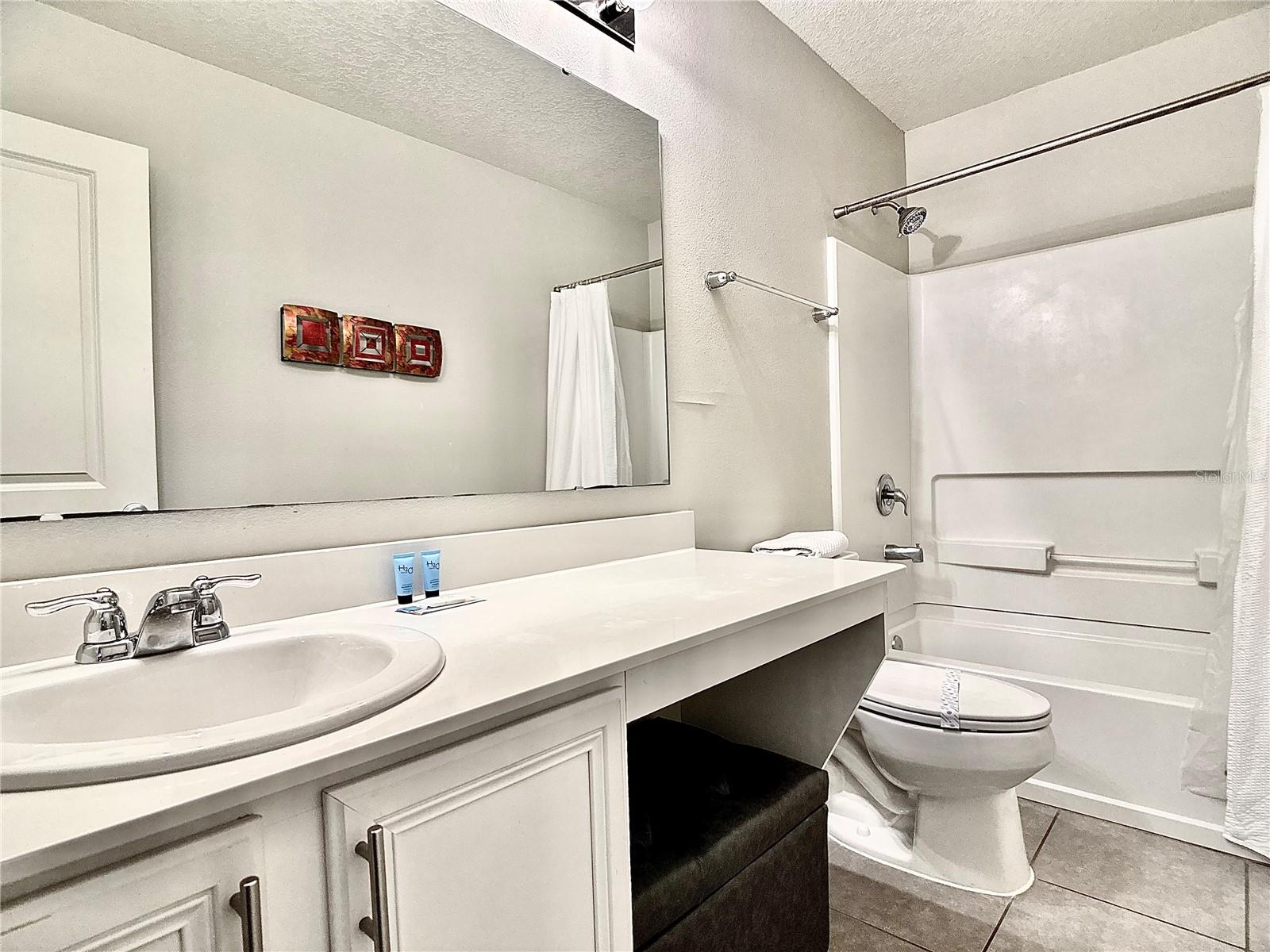 5117 Killarney Way Property Photo 17
