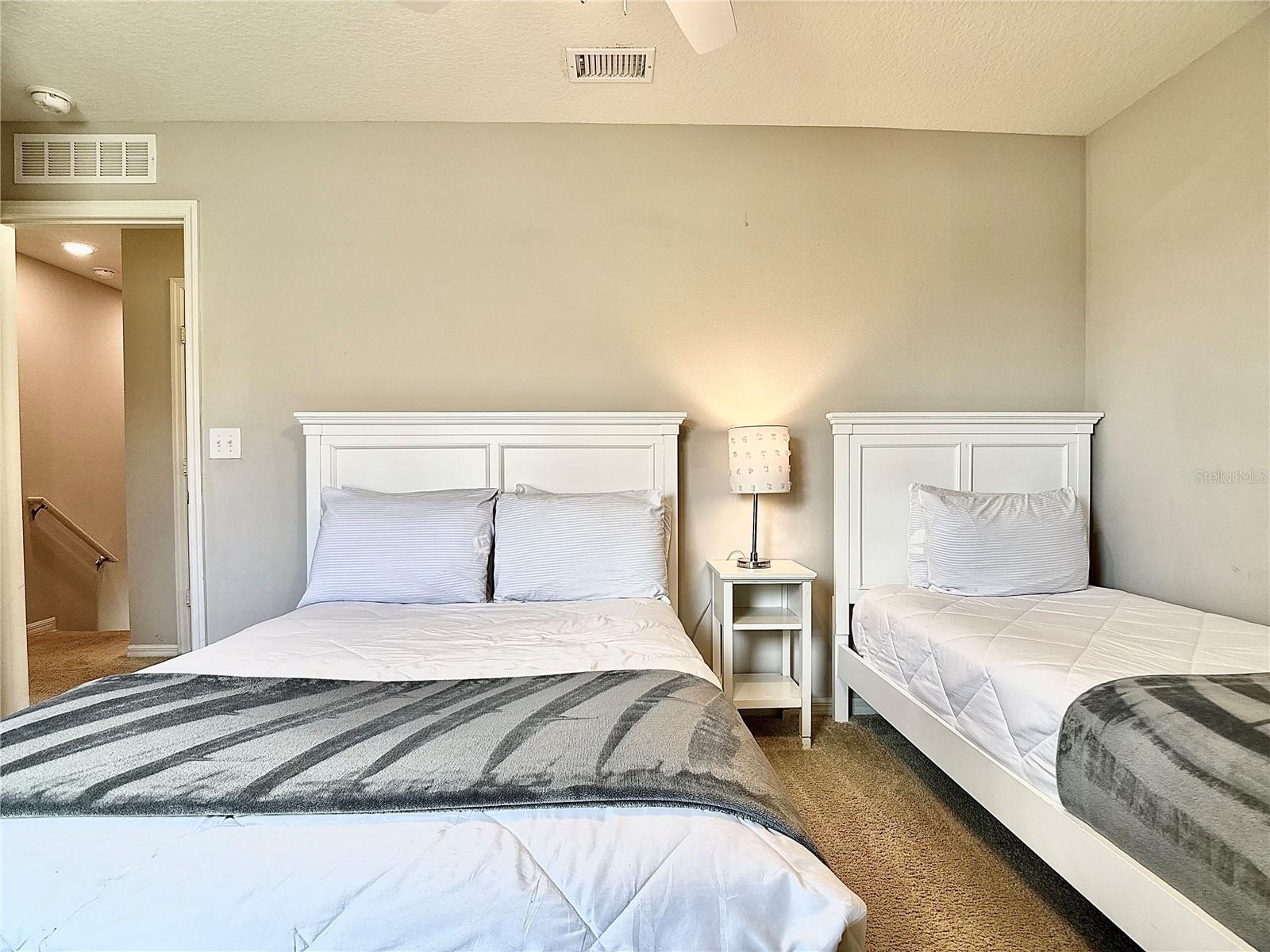 5117 Killarney Way Property Photo 18