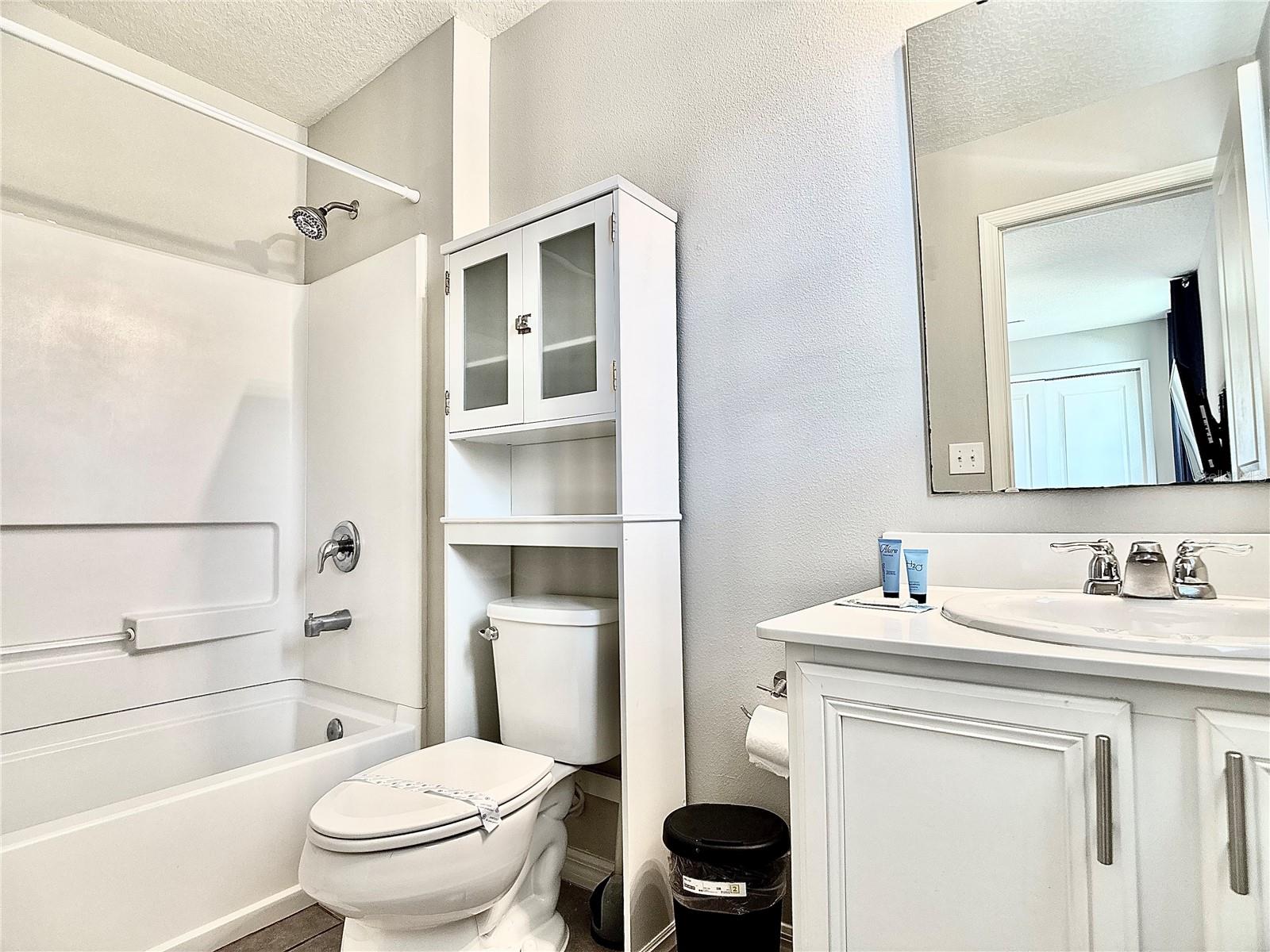5117 Killarney Way Property Photo 19