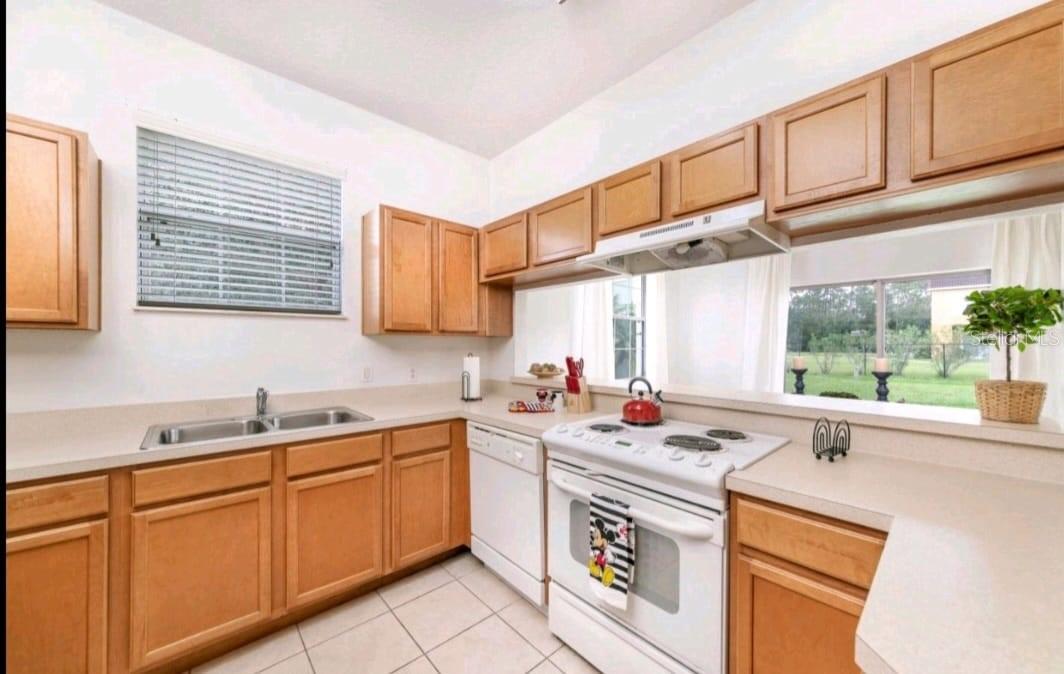 O6435717 Property Photo 3