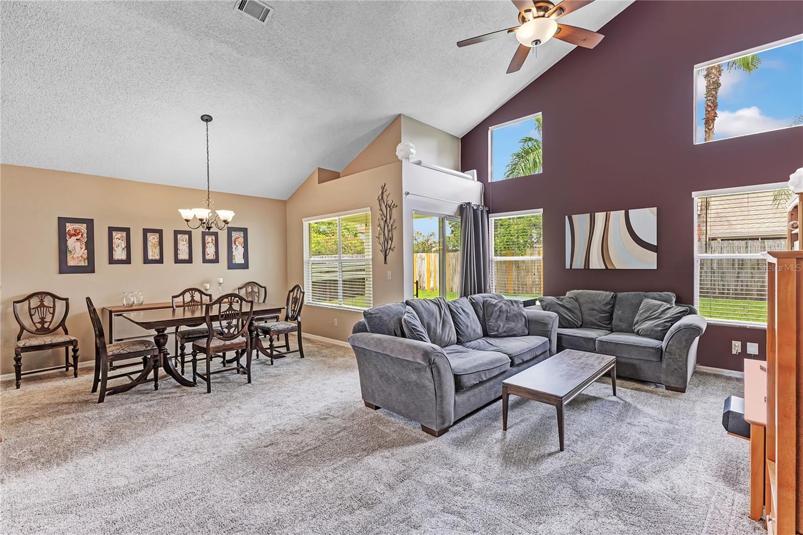 779 Meadowside Ct Property Photo 7