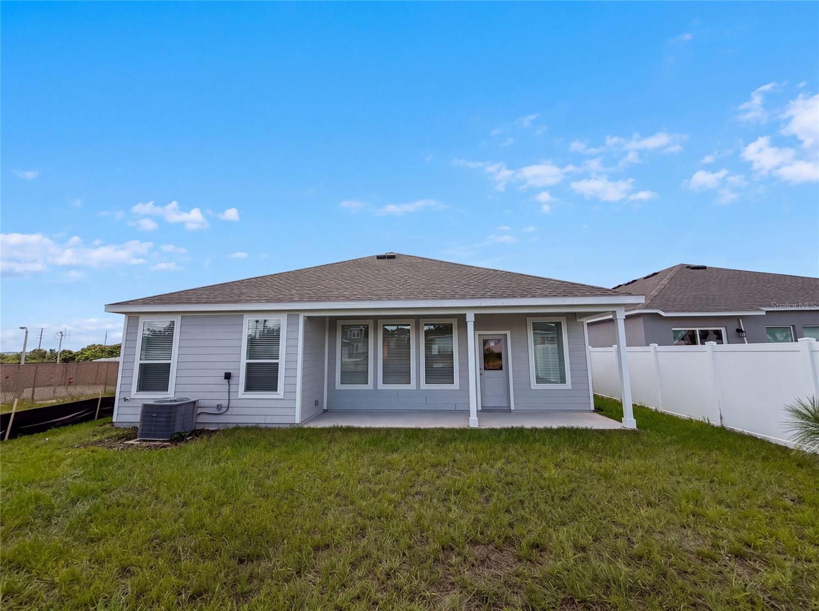 347 Puma Loop Property Photo 5