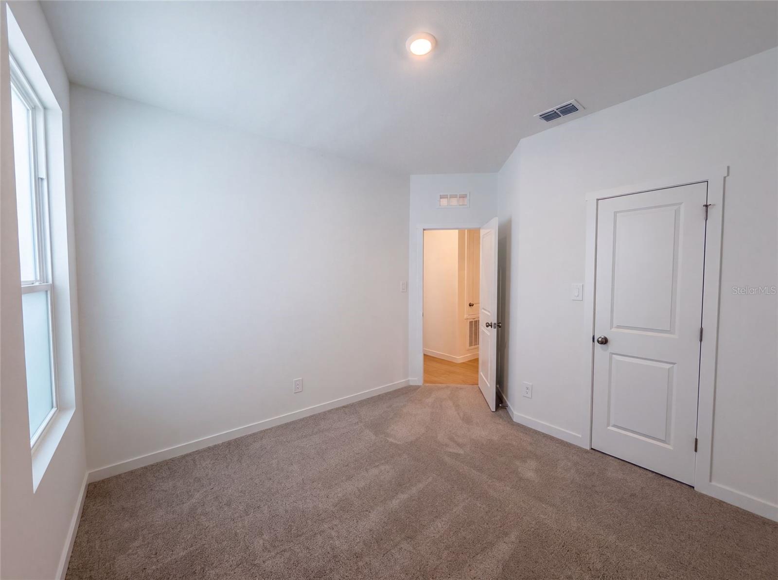 347 Puma Loop Property Photo 11