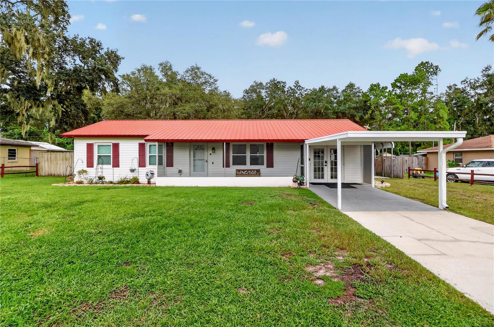 6312 Sweetwater Dr E Property Photo 1