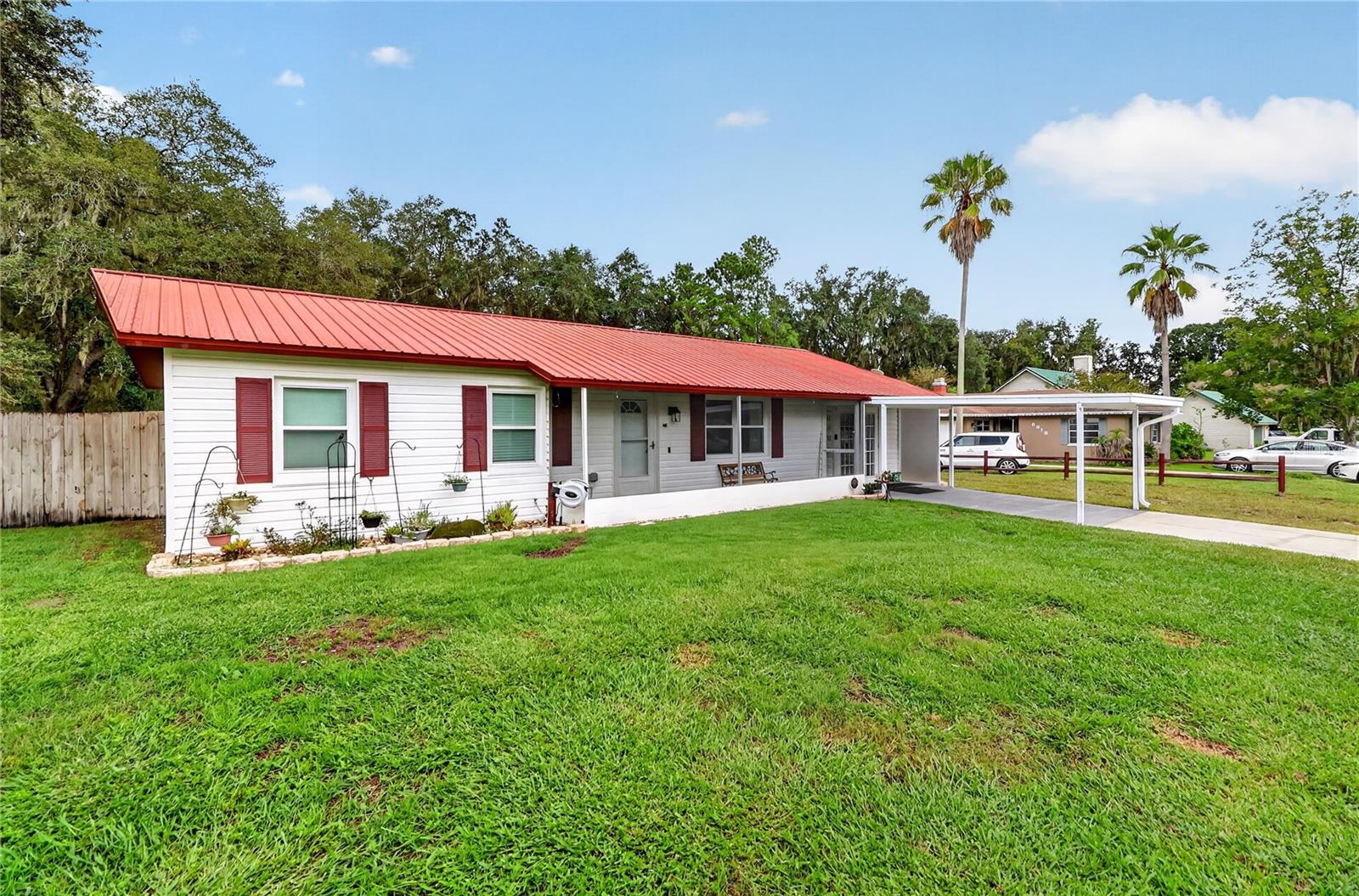 6312 Sweetwater Dr E Property Photo 2