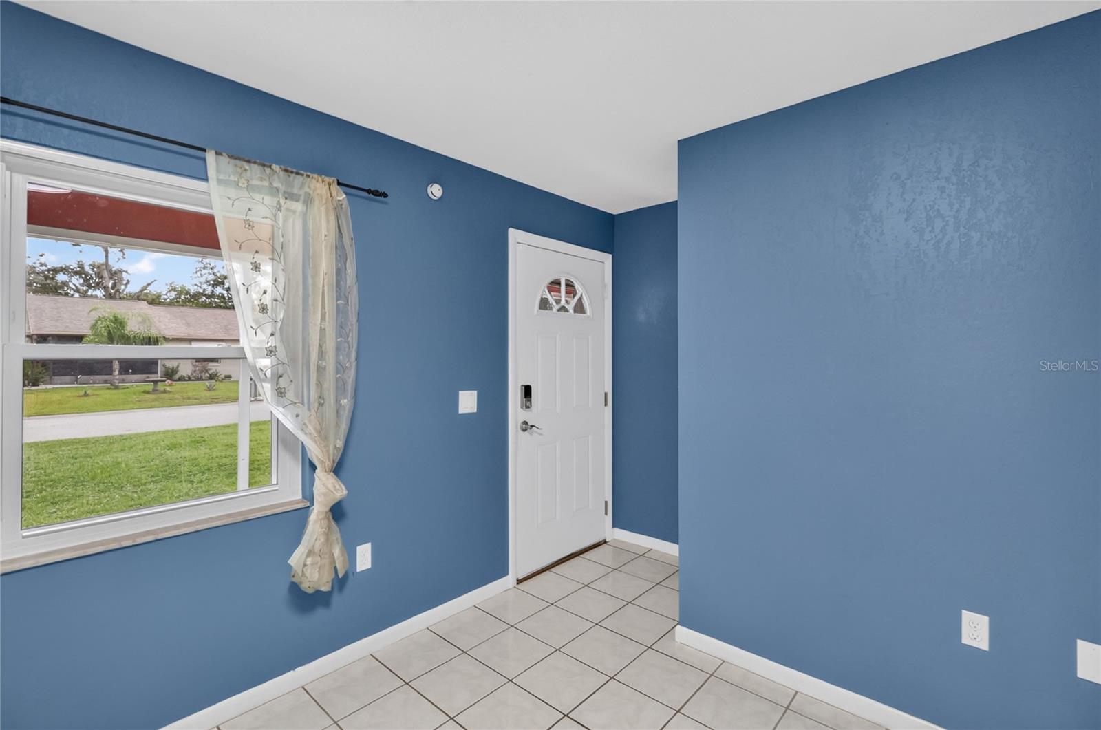 6312 Sweetwater Dr E Property Photo 9
