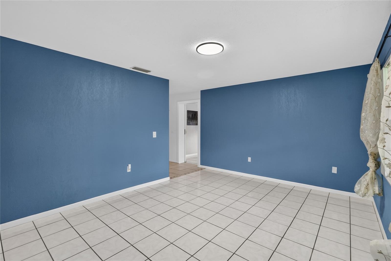 6312 Sweetwater Dr E Property Photo 10