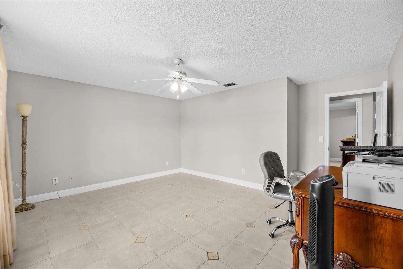 1819 Se Elrose St Property Photo 26