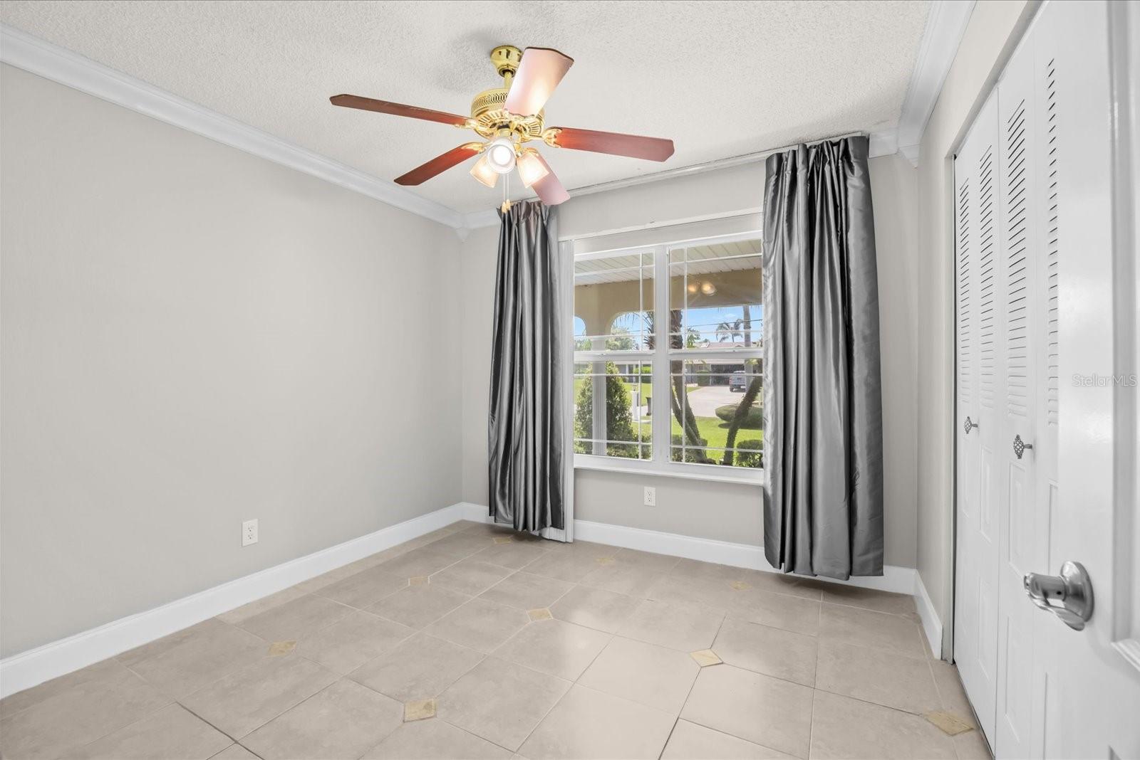 1819 Se Elrose St Property Photo 31