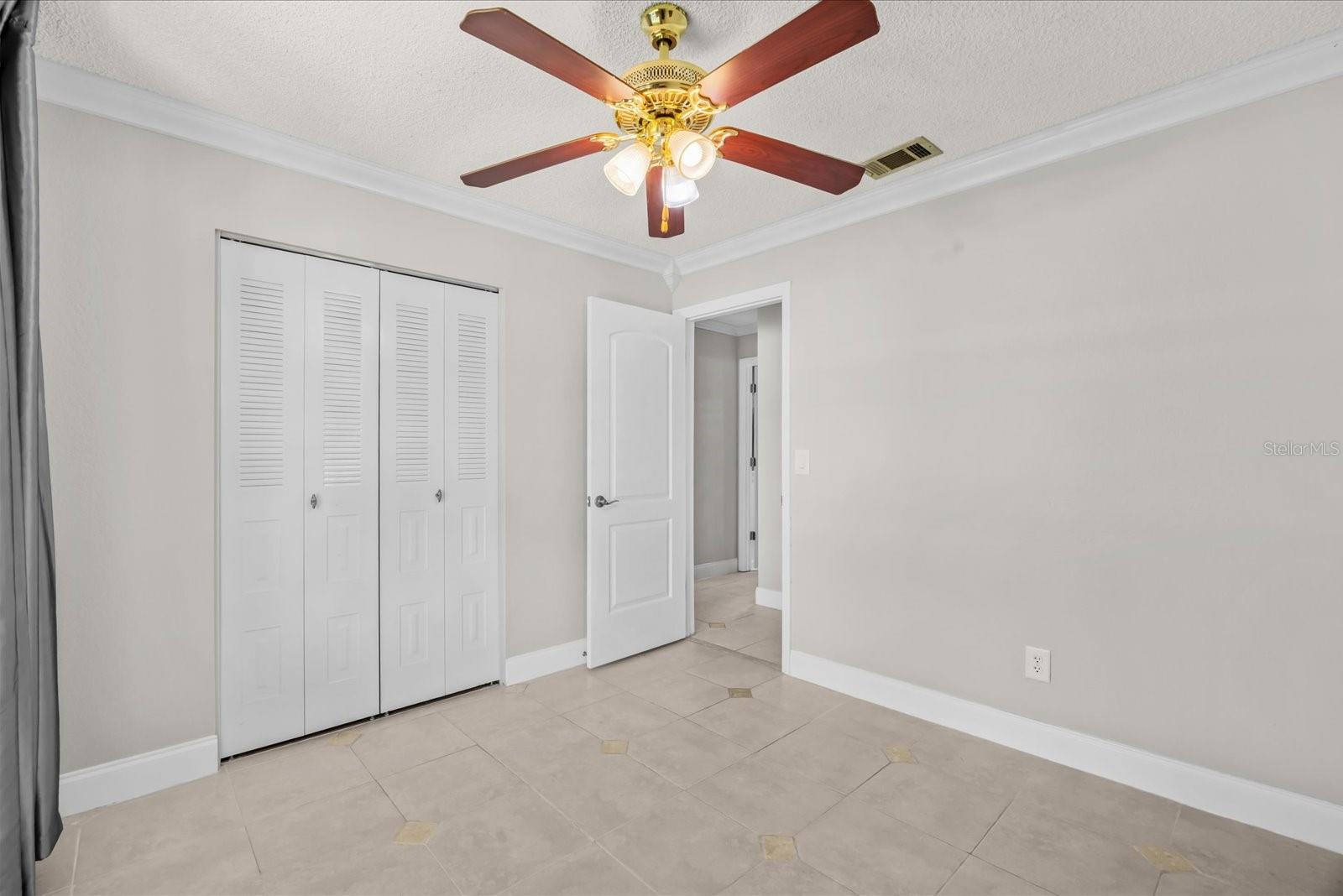 1819 Se Elrose St Property Photo 32