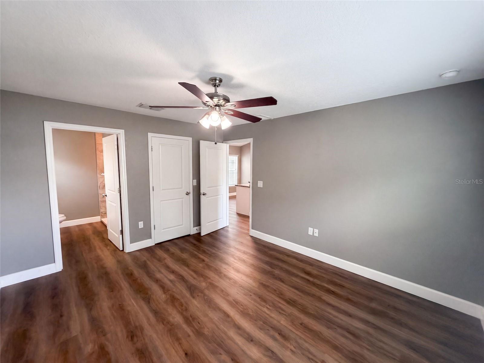 11413 Sand Hill Ave Property Photo 17