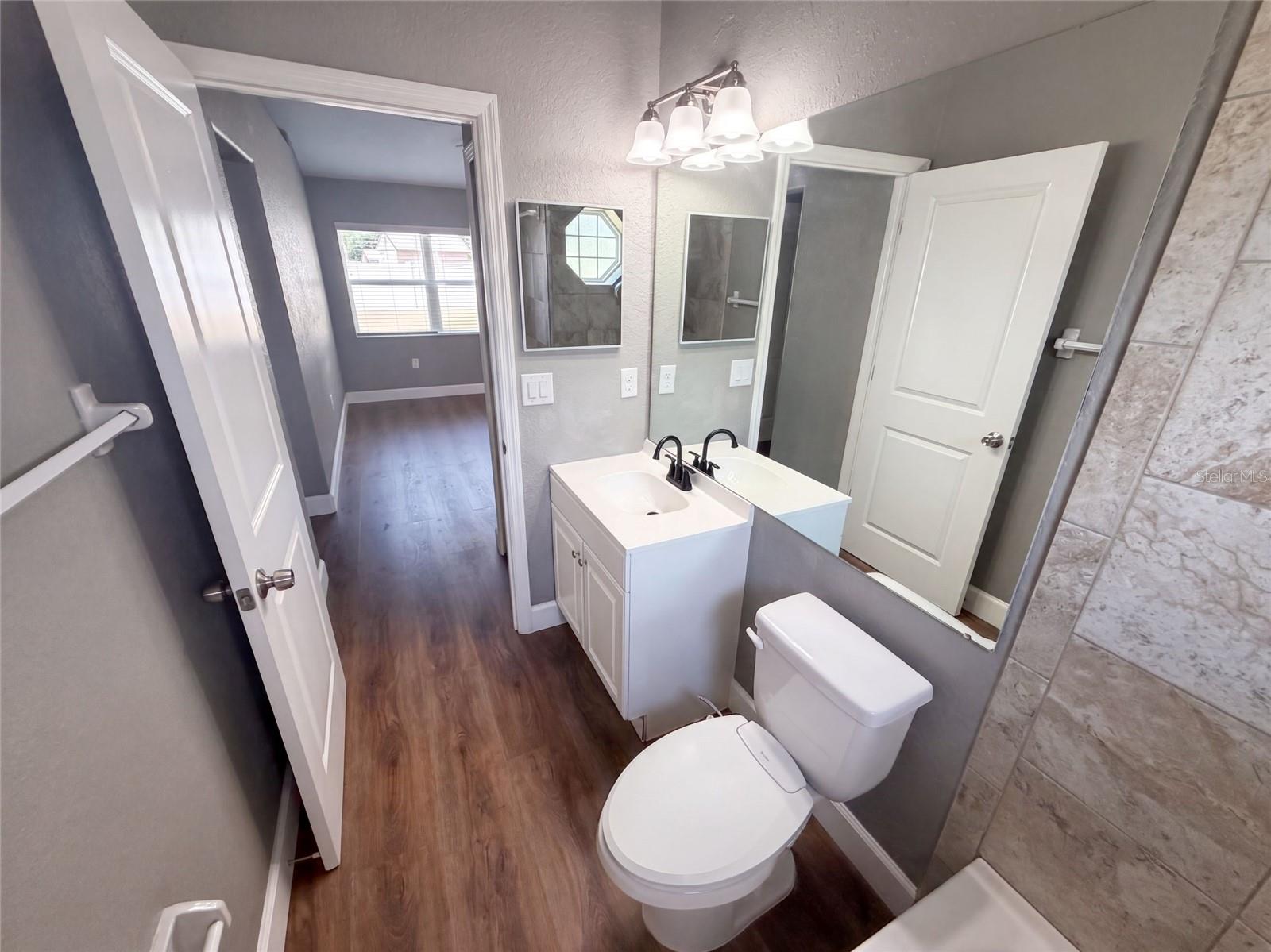11413 Sand Hill Ave Property Photo 20