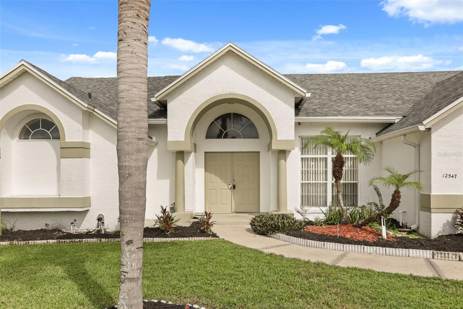 12547 Westhope Dr Property Photo 3