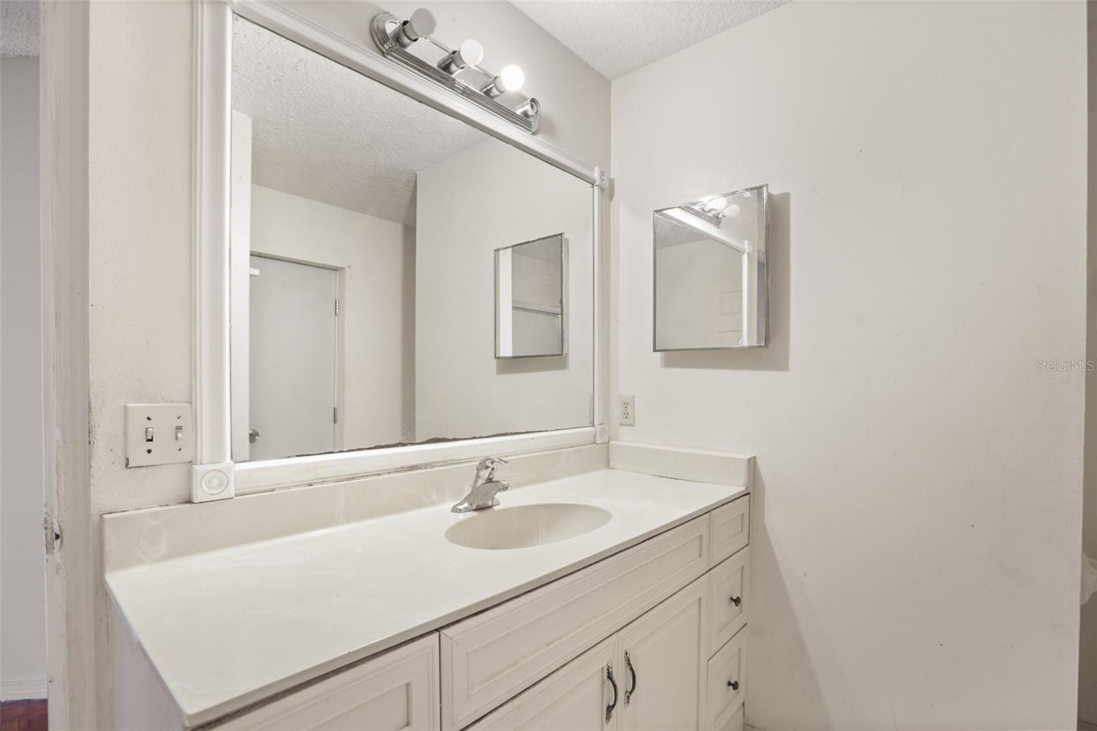 12547 Westhope Dr Property Photo 16