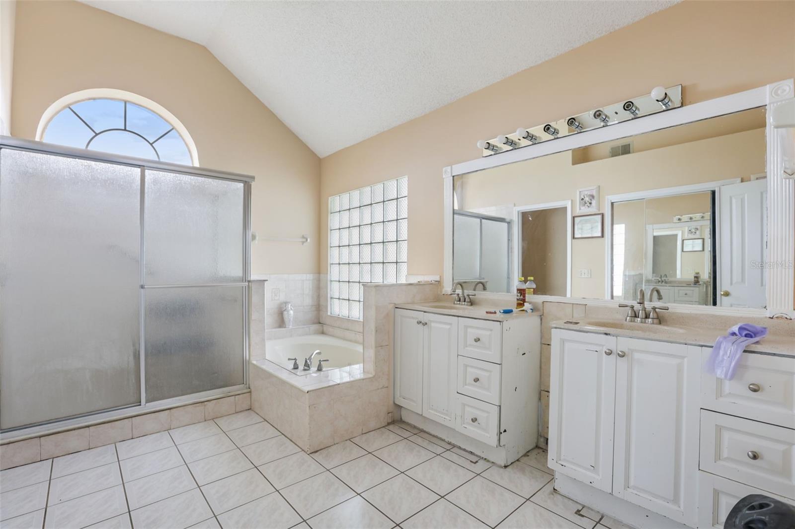 12547 Westhope Dr Property Photo 21