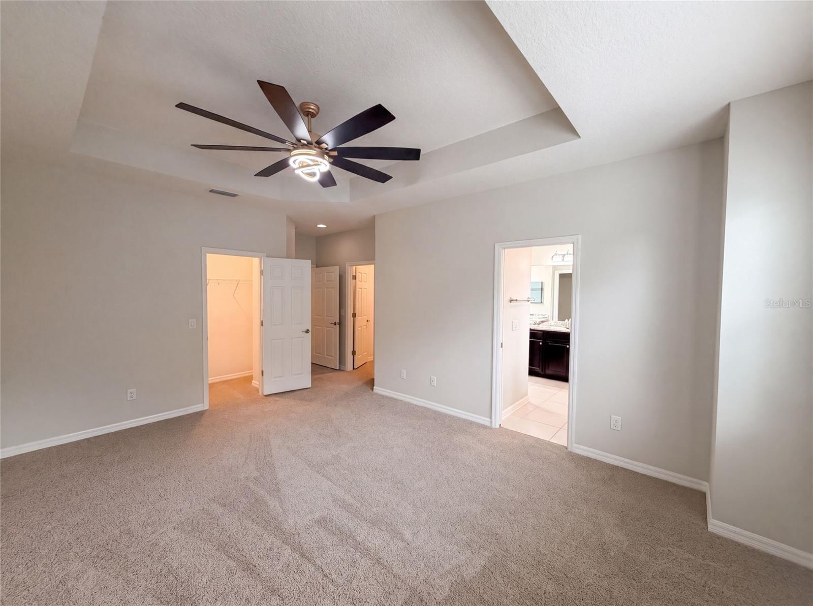 4848 Wandering Way Property Photo 3