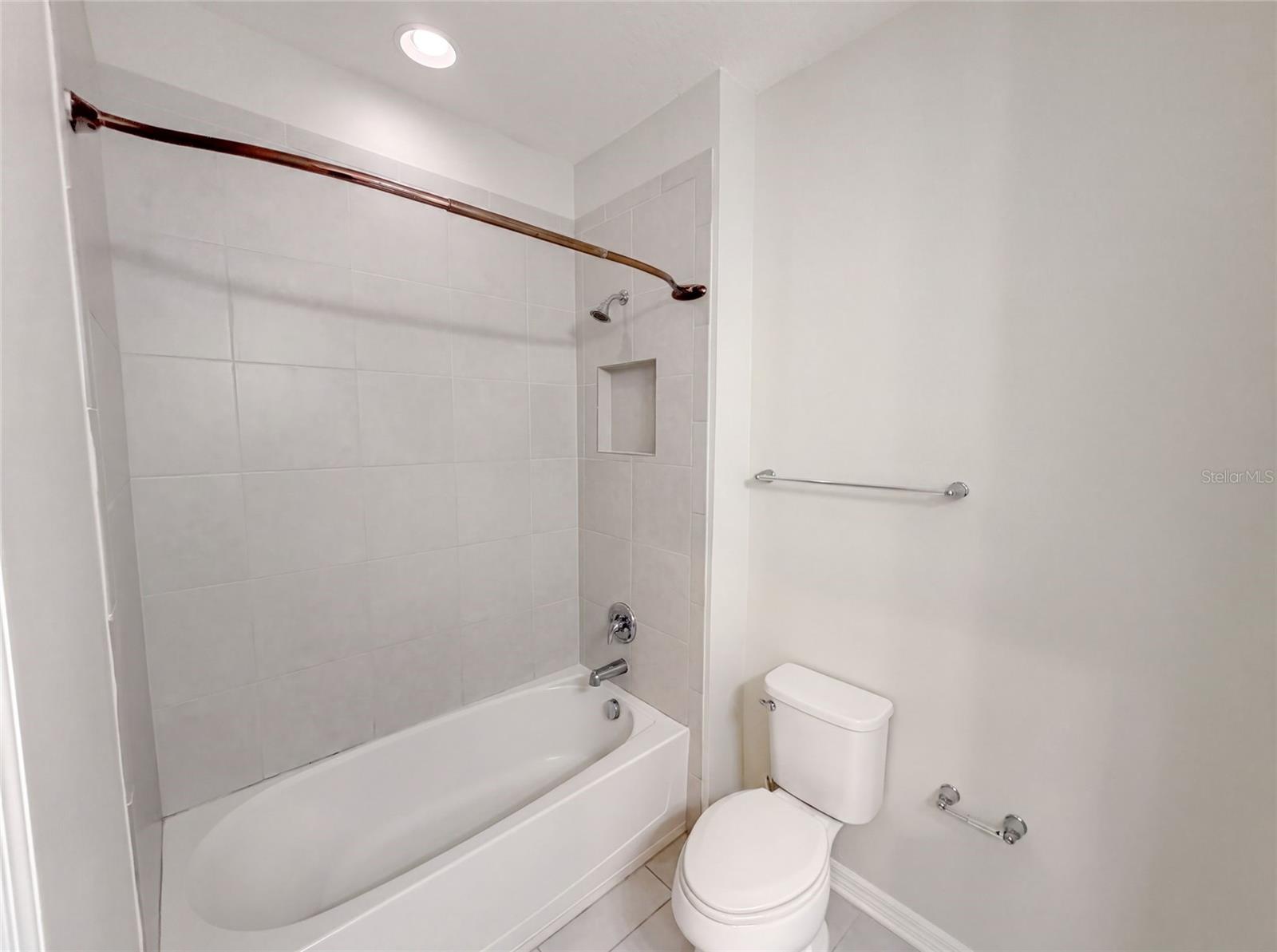 4848 Wandering Way Property Photo 9