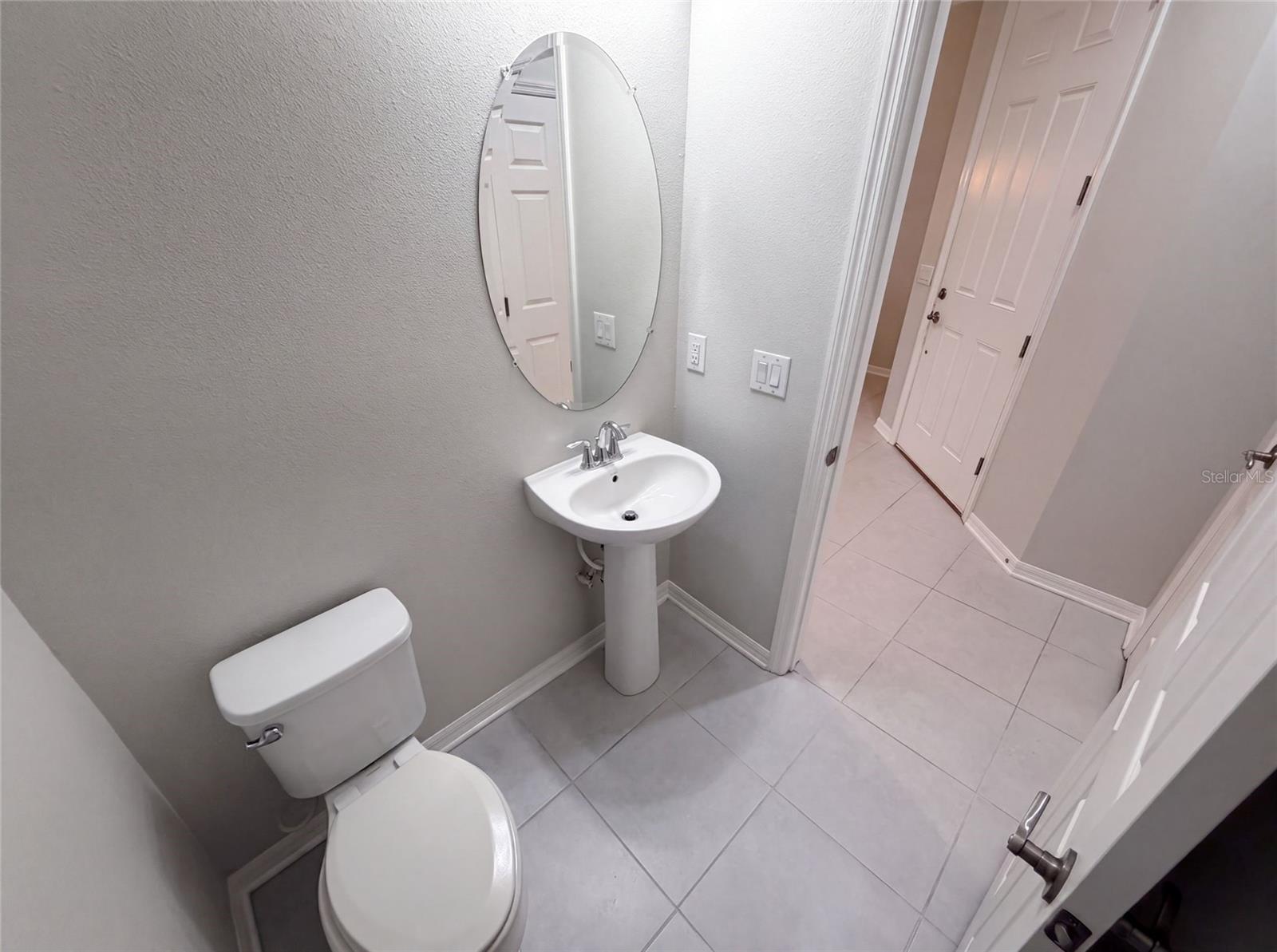 4848 Wandering Way Property Photo 14